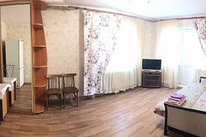 Отели Уфы для отдыха с детьми, 1-комнатная Шафиева 10 для отдыха с детьми