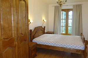 2х-комнатная квартира Лакоба 28 кв 13