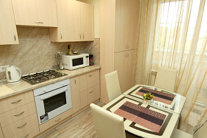 Квартиры Дивноморского с кухней, 2х-комнатная Черноморская 35 с кухней - фото