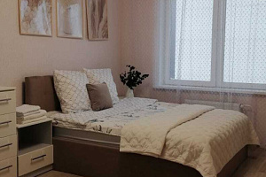 2х-комнатная квартира Петухова 162