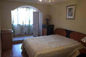 Квартиры Симферополя 3-комнатные, 3х-комнатная Чехова 9 3х-комнатная - раннее бронирование