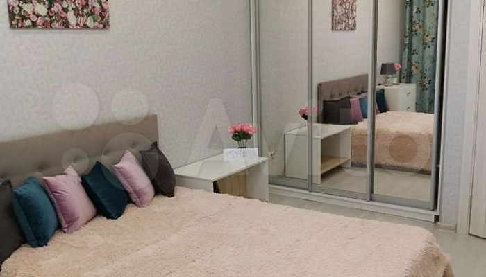 2х-комнатная квартира Хворостянского 25 в Новороссийске - фото 1