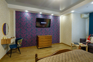 2х-комнатная квартира Революционная 3