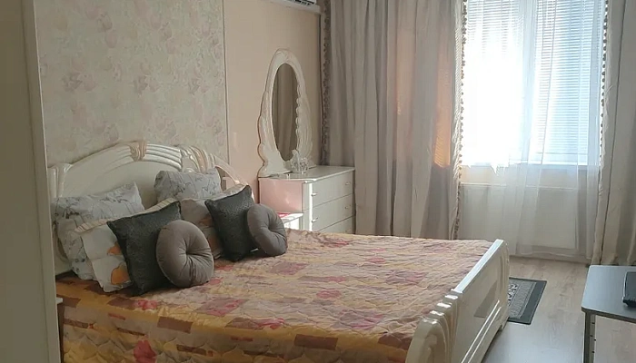 &quot;Шикарная с террасой&quot; 1-комнатная квартира в Петергофе - фото 1