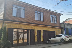 Гостевые дома Кисловодска с бассейном, "ГАММА" с бассейном - фото
