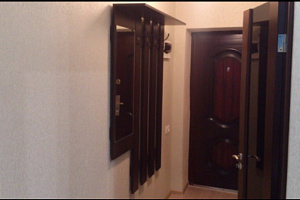 Апарт-отели в Сухуме, 2х-комнатная Курчатова 84 апарт-отель - забронировать номер