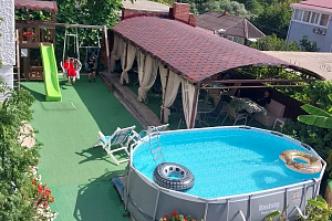 Отдых в Архипо-Осиповке с подогреваемым бассейном, "Агат" гостевые комнаты с подогреваемым бассейном
