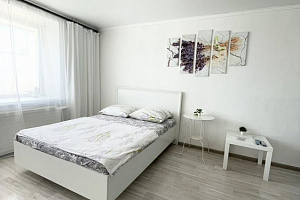 1-комнатная квартира Строителей 67