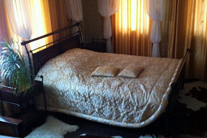 Комната в , "VIP-HOTEL" мини-отель - цены