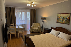 2х-комнатная квартира Платановая 6