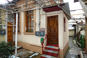 Дома в Адлере на месяц, Кирова 125 на месяц - фото