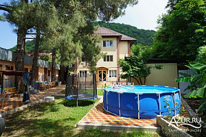 Частный сектор Ольгинки с бассейном, "Сосновый двор" с бассейном - фото