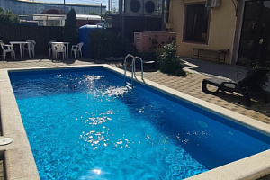 Гостевые дома Витязево с подогреваемым бассейном, "Черноморочка" с подогреваемым бассейном - цены