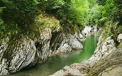 Сочи без жары — где отдохнуть летом без зноя