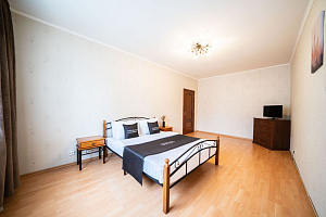 «Inndays Apartments на Кораблестроителей 30» 1-комнатная квартира