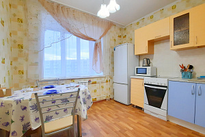 Квартиры Красноярска на месяц, 2х-комнатная 9 Мая 35А на месяц - снять