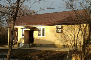 Гостевой дом в , ул. Подгорная - фото