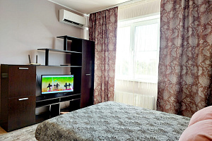 1-комнатная квартира Семилукская 16/7