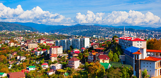 ТОП-10 отелей Сочи с бассейном в 2026 — от семейных до премиум