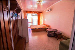 &quot;На берегу моря&quot; мини-гостиница (эллинг) в Феодосии, Черноморская набережная, 38, эллинг 33 фото 7