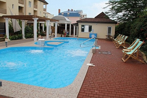 Отели Новофедоровки с бассейном, "Магия" ★★★ гостевой комплекс с бассейном