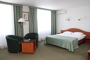 Квартиры Серова 2-комнатные, "Надежденский" гостиничный комплекс 2х-комнатная - раннее бронирование
