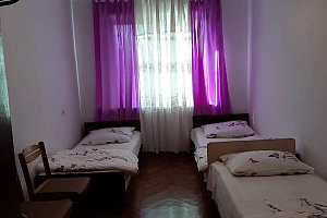 Отдых в Абхазии недорого, 3х-комнатная Лакоба 60 кв 13 недорого - цены