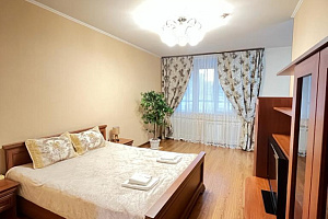 Квартиры Красноярска на неделю, 1-комнатная Ярыгинская 23 на неделю - цены