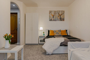 1-комнатная квартира Маршала Чуйкова 51