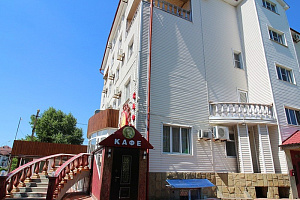 Гостевые дома Витязево на первой береговой линии, "Александр Великий" на первой береговой линии - забронировать номер