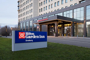 Гостиницы Оренбурга у парка, "Hilton Garden Inn" у парка - фото