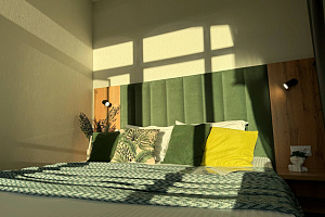 "С балконом для четверых" квартира-студия