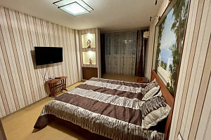 Комната в , 3х-комнатная Александра Хохлова 1 - цены