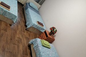Мотели в Альметьевске, "Марат Home на Автомобилистов 11" 2х-комнатная мотель - забронировать номер