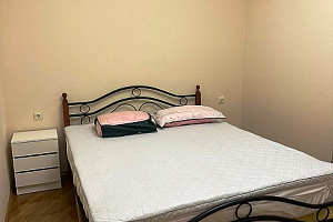 Квартиры Абхазии 3-комнатные, 3х-комнатная Мира 144 кв 17 3х-комнатная - фото