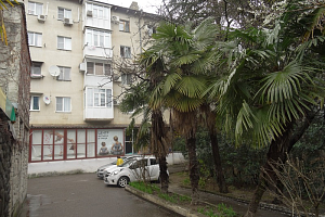 Квартиры Лазаревского в центре, 1-комнатная Лазарева 80 в центре