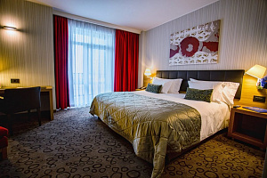 Гостиницы Новосибирска 4 звезды, "Domina Hotel Novosibirsk" 4 звезды - раннее бронирование