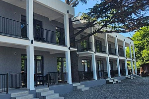 Гостевые дома Абхазии у моря, "Три Тополя" гостевой комплекс у моря - цены