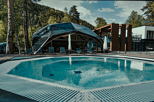 Отели Архыза с бассейном, "Парк Отель Первый" гостиничный комплекс с бассейном - фото