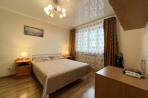 Гостиница в Калуге, 1-комнатная Суворова 5 этаж 7