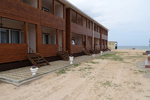 Отдых в Голубицкой на первой береговой линии, "Апартаменты Эко-Апарт AZOVsky" на первой береговой линии