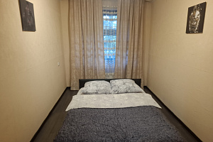 "На первом этаже" 2х-комнатная квартира