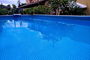Гостевые дома Лоо с бассейном, "Лика-Ника" с бассейном