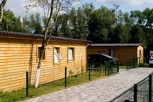 Пансионаты Зеленоградска с бассейном, "Holiday Park Zelenogradsk" с бассейном - раннее бронирование