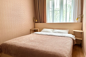 Гостиницы Волгограда с собственным пляжем, 2х-комнатная Егорьевская 7 с собственным пляжем - фото