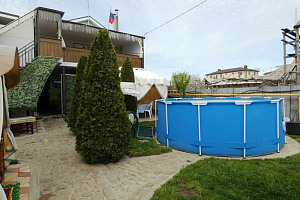 Гостевые дома Благовещенской с бассейном, "Уют" с бассейном - фото