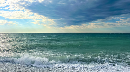 Стоит ли ехать в Сочи в октябре: экономичный отдых без лишних затрат