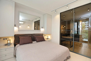 Снять квартиру в Ялте посуточно в октябре, "Уютная дизайнерская" 2х-комнатная - цены