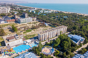 Отели Джемете с аквапарком, "Кавказ" апарт-отель с аквапарком