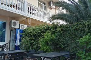 Гостевые дома Сириуса с собственным пляжем, "Адлерский" с собственным пляжем - цены